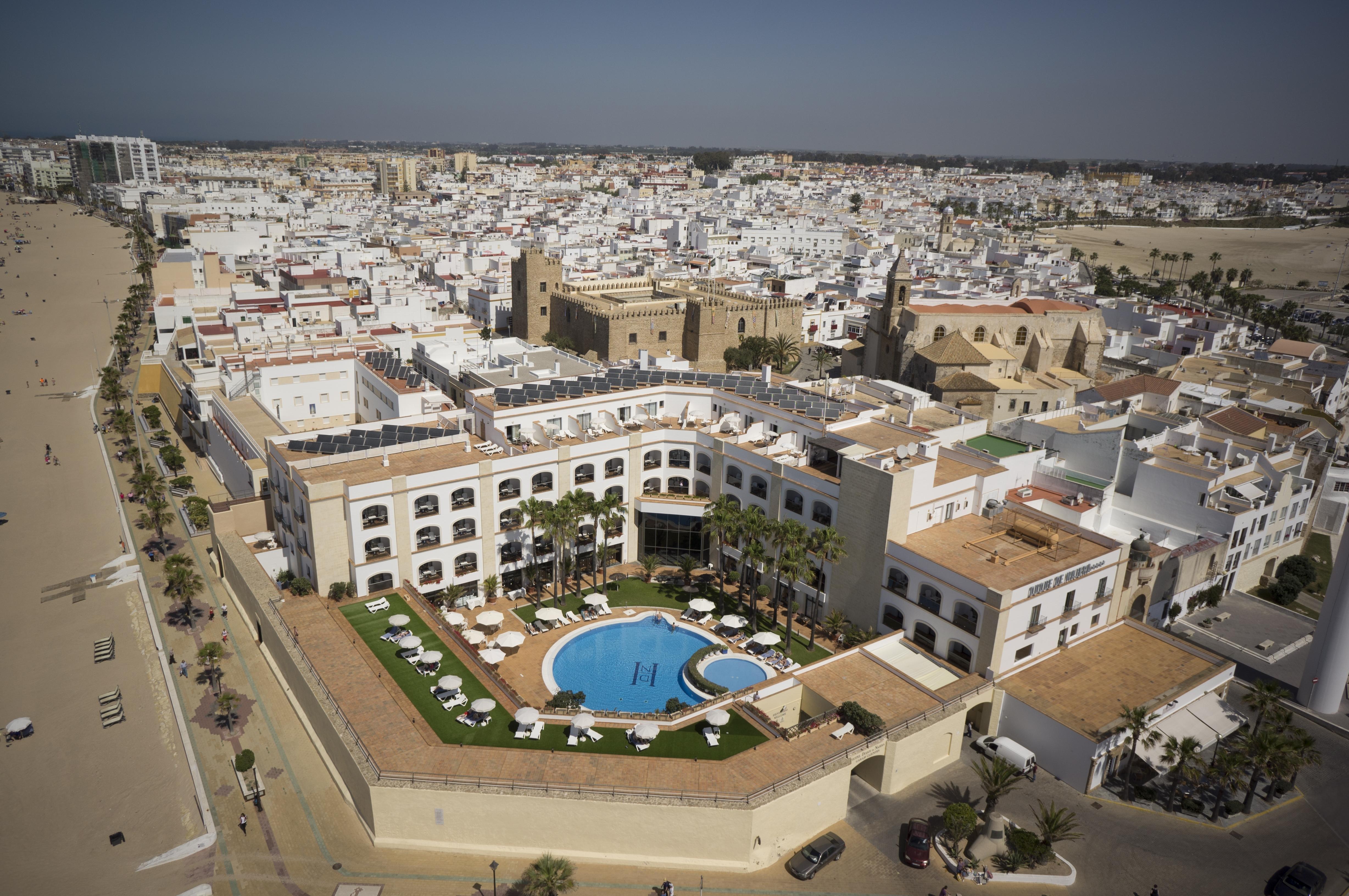 Hotel Duque De Najera Rota Exterior photo
