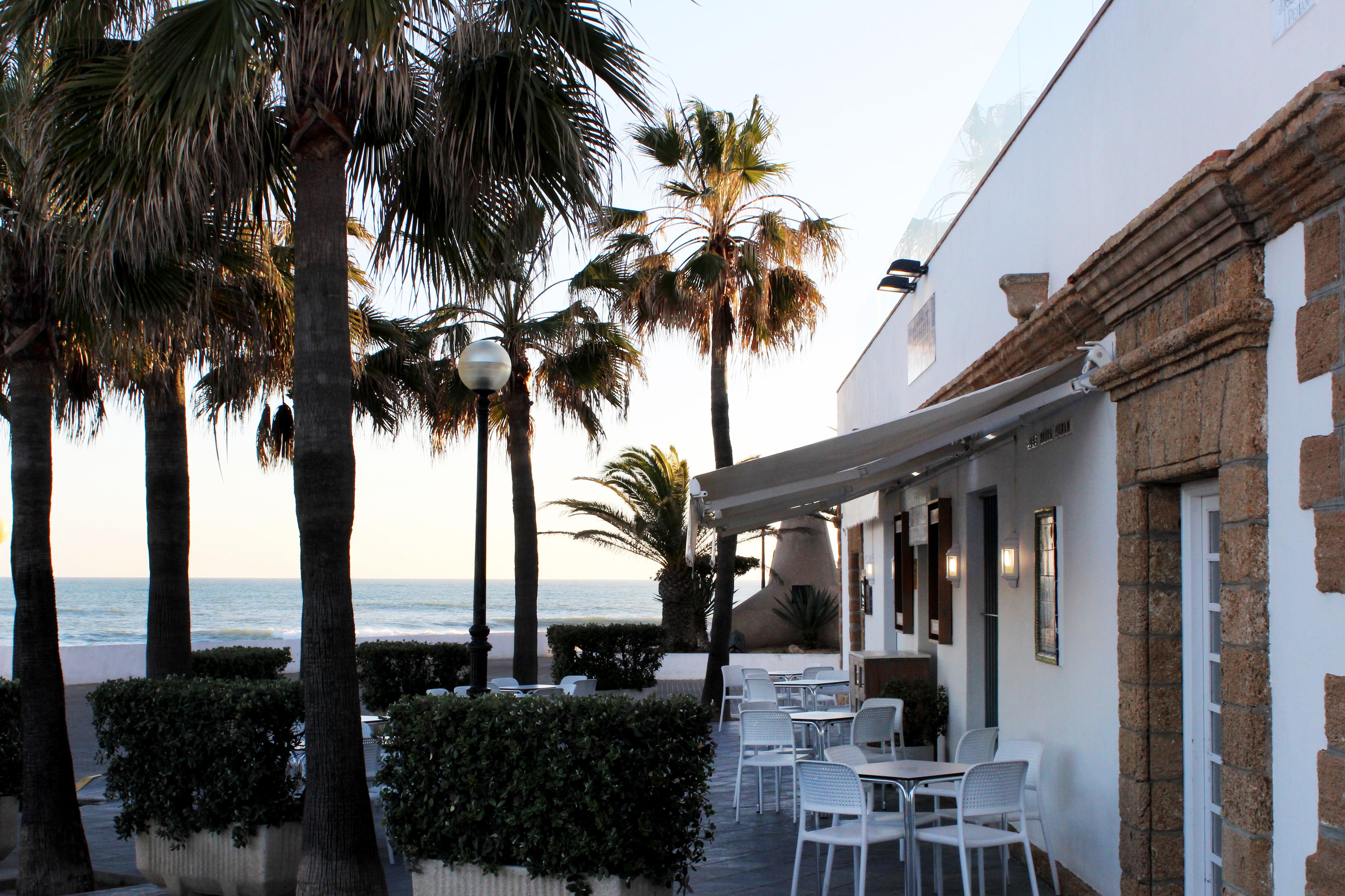 Hotel Duque De Najera Rota Exterior photo