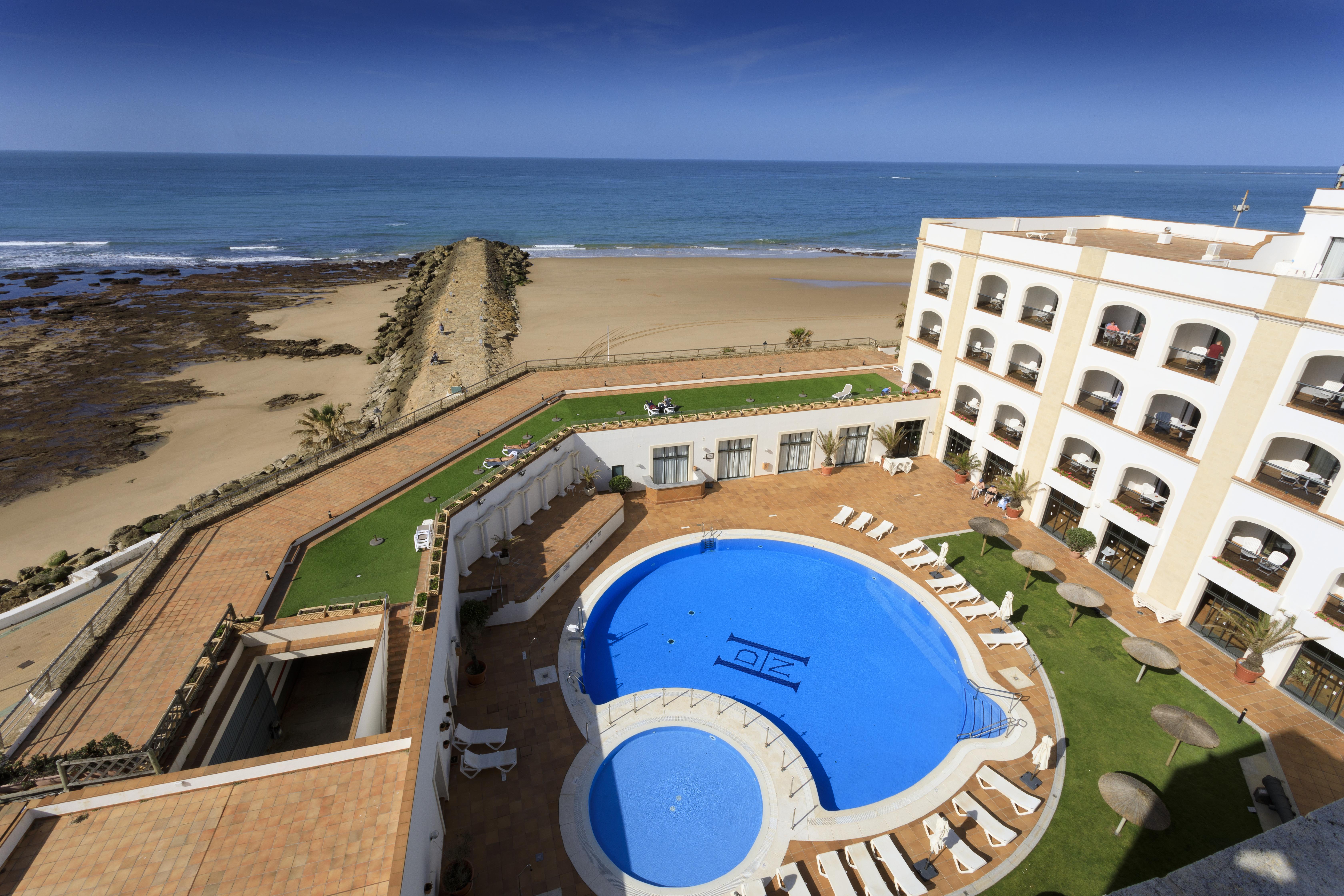 Hotel Duque De Najera Rota Exterior photo